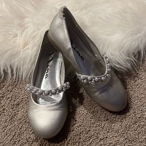 Silver Pearl Kids Dress Shoes